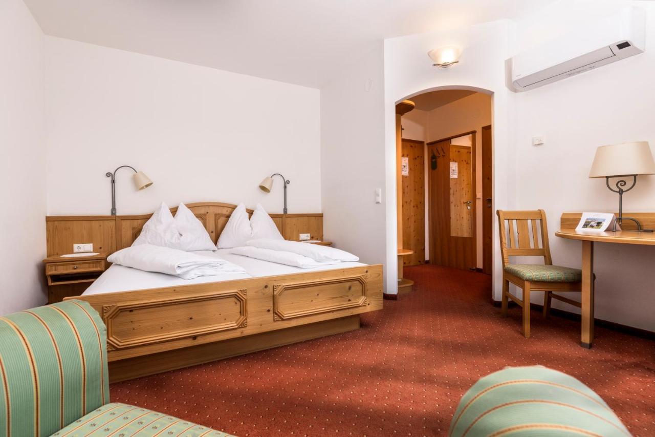 Genussgasthof & Hotel Beim Krutzler Heiligenbrunn Екстер'єр фото