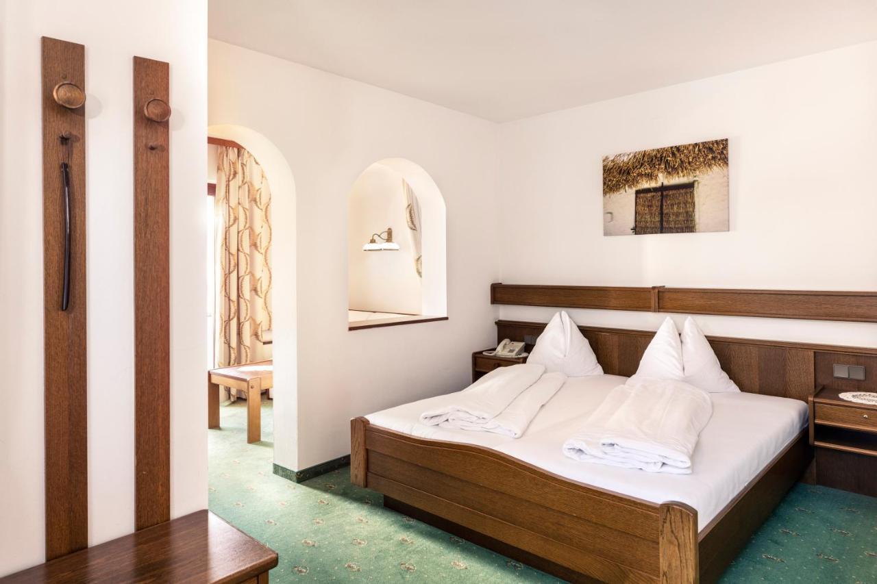 Genussgasthof & Hotel Beim Krutzler Heiligenbrunn Екстер'єр фото